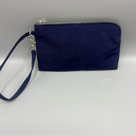 Baggallini RFID Metro Navy Wristlet Wallet - Picture 2 of 3